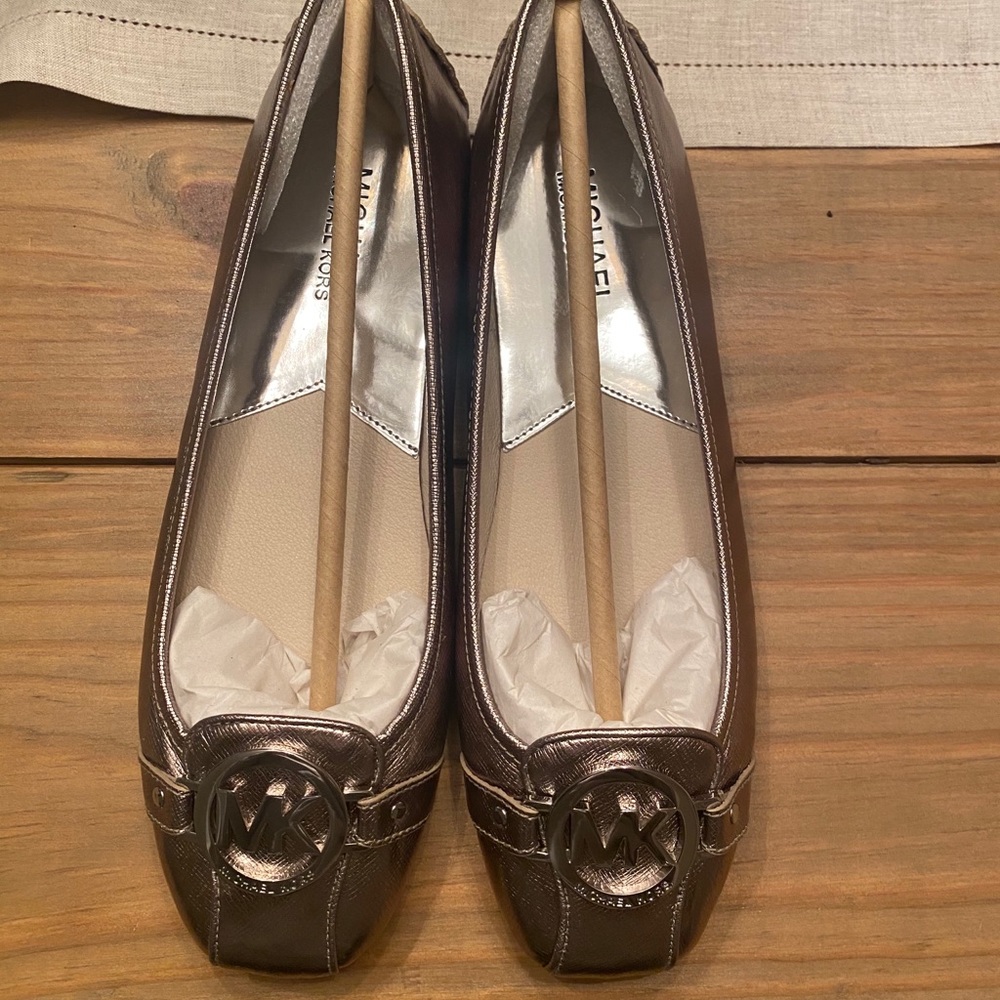 Michael Kors Fulton Flat- 8 1/2